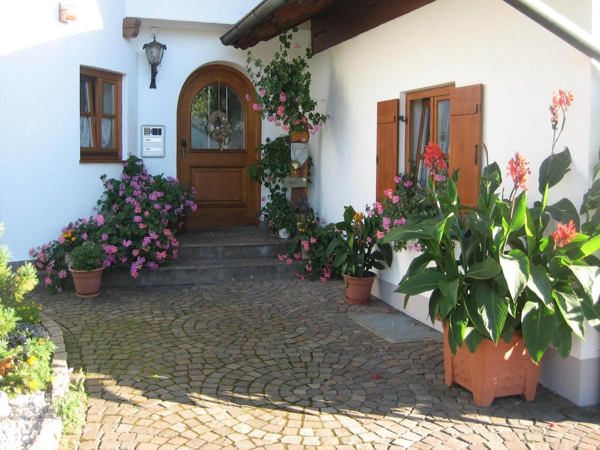 Apartment In The Allg U With View Of The Bavarian Alps Bernbeuren Esterno foto